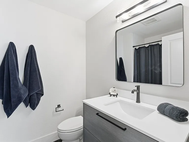 19 Claremont Ave #5 — Photo 12