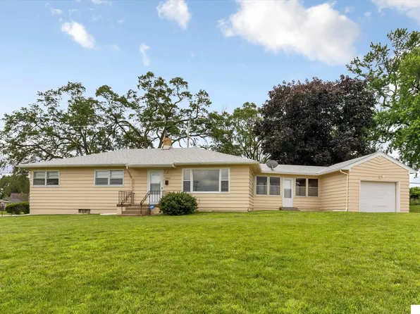 3903 Redick Ave, Omaha, NE 68112