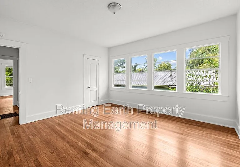 5316 Court I — Photo 17