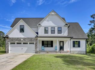 181 Baysden Rd, Chinquapin, NC 28521