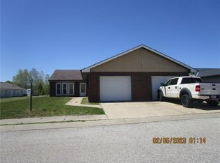 19014 S Ash St, Belton, MO 64012