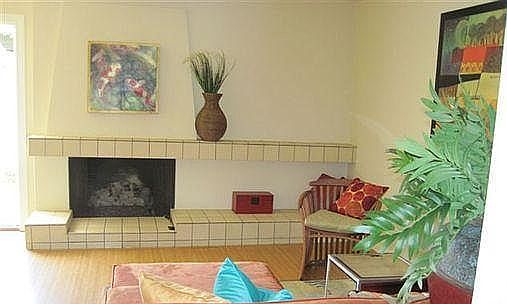 Loma Riviera Living Room