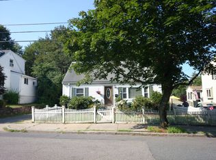 104 Stimson St, West Roxbury, MA 02132