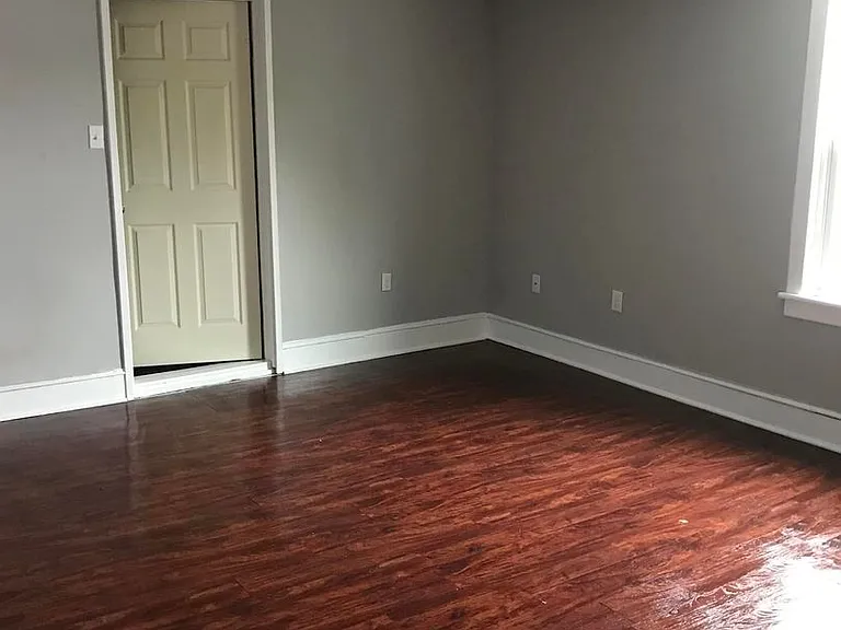 10 Valley Street — Photo 17