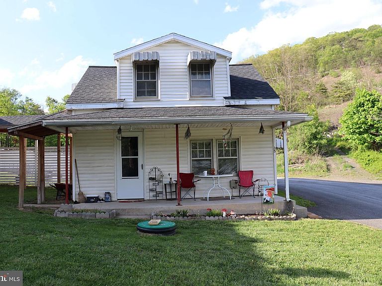 Listing photo 2