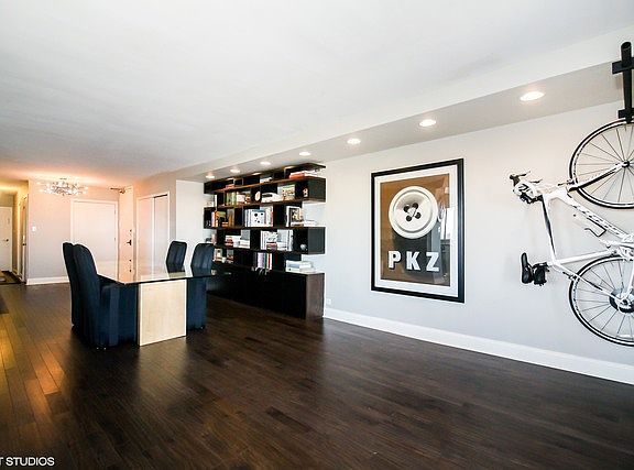4th image of 7141 N Kedzie Ave APT 1016