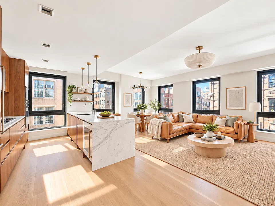 242 Broome St #5D