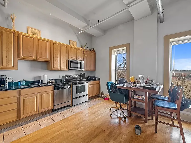 3301 Park Ave #204 — Photo 2
