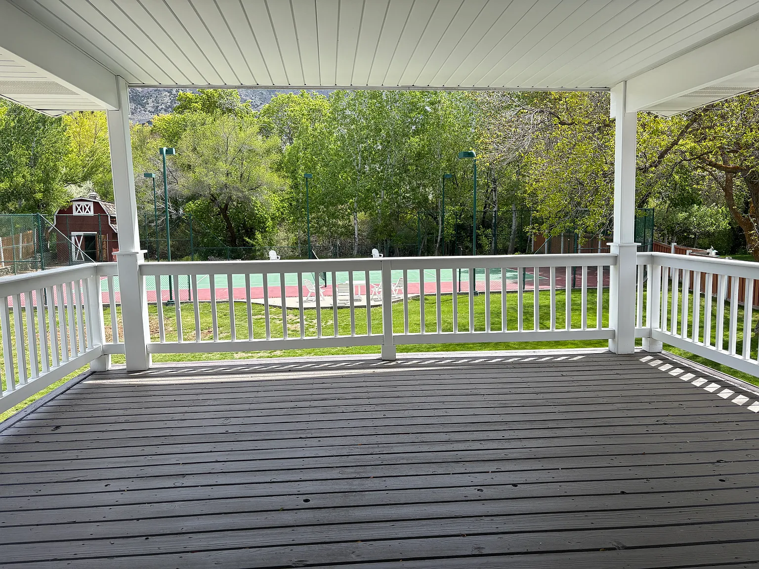 6 bed, 3.5 bath, 6500 sqft, $4,100 — Photo 4