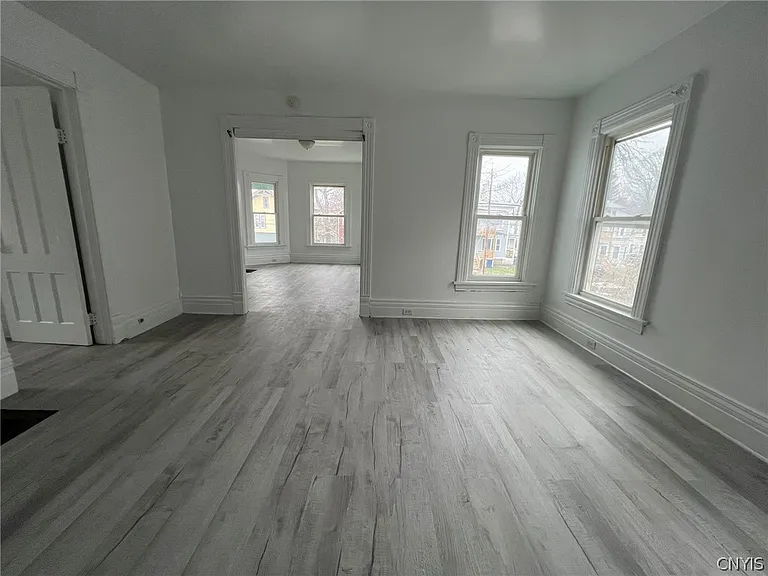 229 Kellogg St — Photo 15