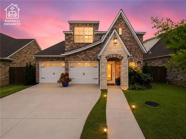 266 N Solitude Bnd, Fayetteville, AR 72704