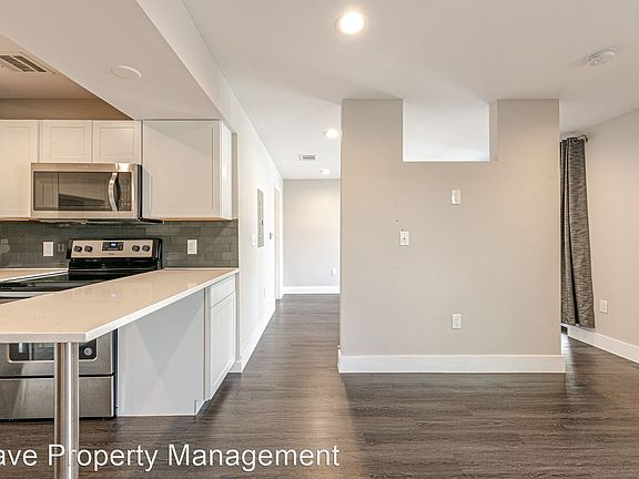 4th image of 935 La Posada Dr #231