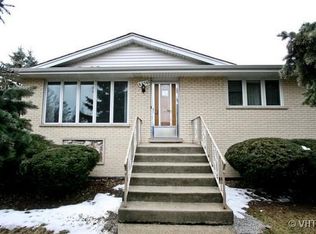 8470 S Octavia Ave, Bridgeview, IL 60455
