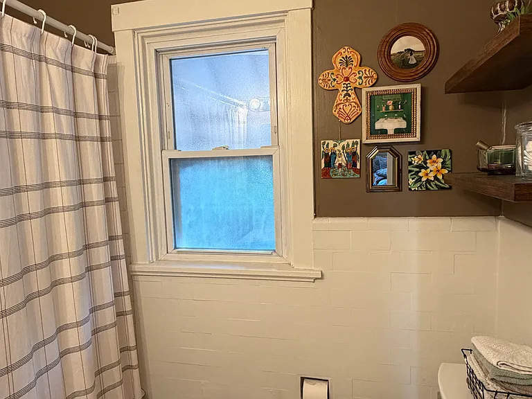 2424 Starkamp St — Photo 15