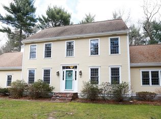 25 Lady Slipper Rd, Bridgewater, MA 02324