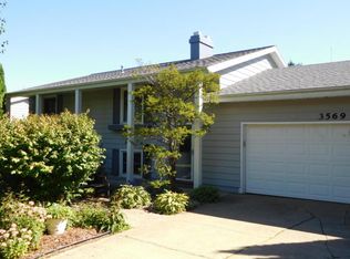 3569 Arbor St, Saint Joseph, MI 49085