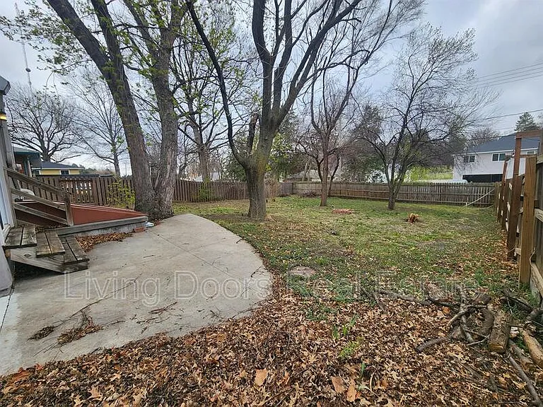3829 W St — Photo 9
