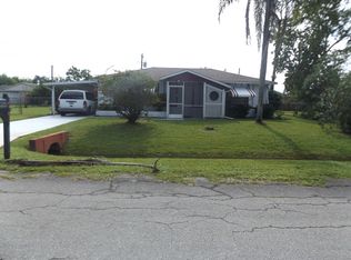 914 Gerald Ave, Lehigh Acres, FL 33936