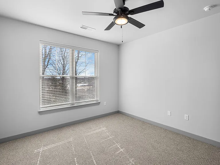 Arbour Place Apartments — Photo 81