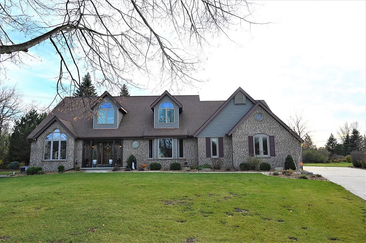 80 Deneveu CIRCLE, Fond Du Lac, WI 54935 Zillow