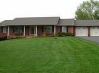 115 Stonebridge Dr, Blue Ridge, VA 24064