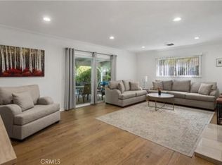 22335 Kittridge St, Canoga Park, CA 91303