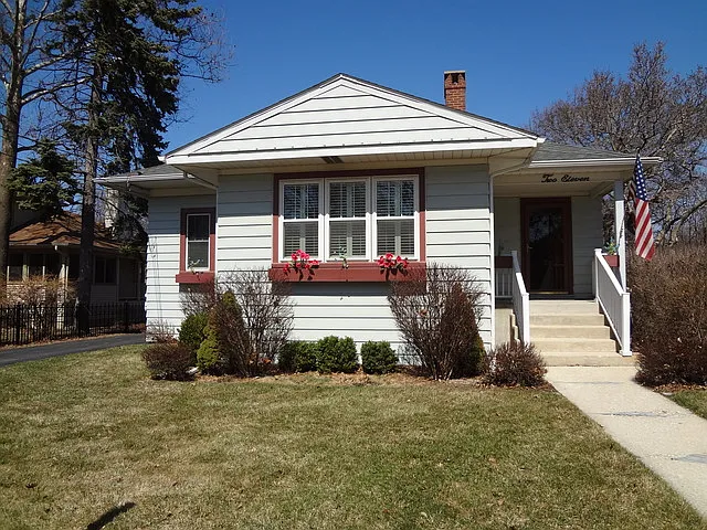 211 W Harrison Ave photo 1