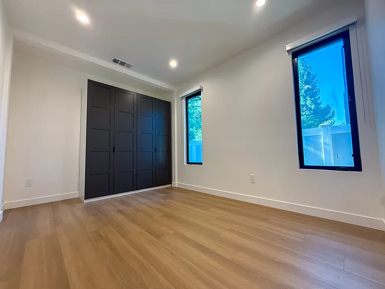 17353 Gresham St — Photo 5