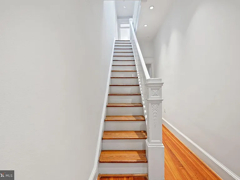 1411 King St #A — Photo 23