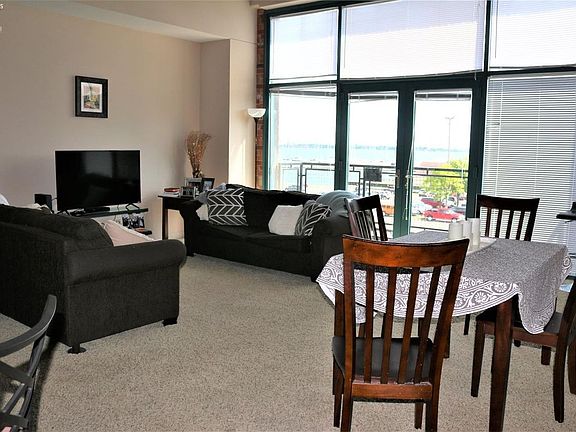 5th image of 401 W Shoreline Dr Unit 309