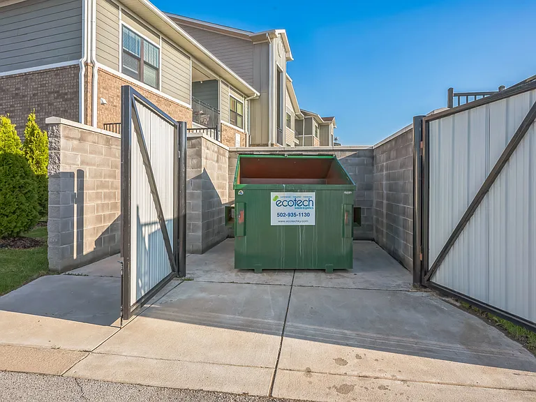 Frontgate Apartments — Photo 39