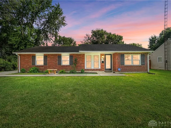 851 Corvette Ave, New Carlisle, OH 45344