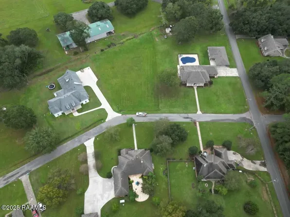 20 Grove Park, Arnaudville, LA 70512