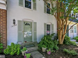 9309 Weathervane Pl, Gaithersburg, MD 20886
