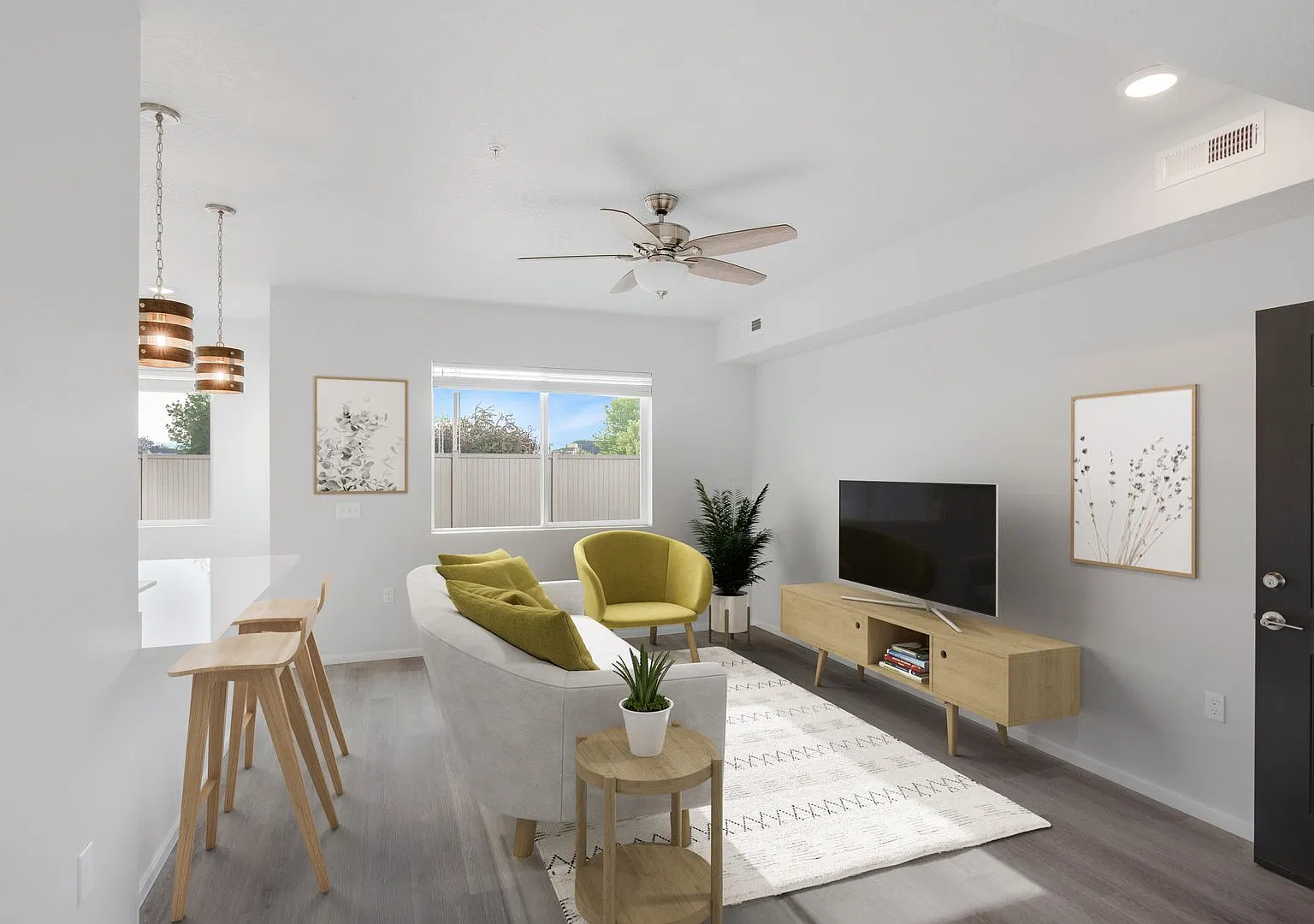 2 Bedroom Apartments in Caldwell With Style, Convenience & Comfort! — Photo 2