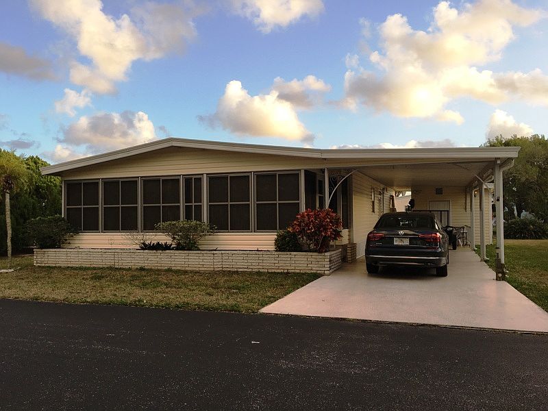 1st image of 411 Caviller Ct