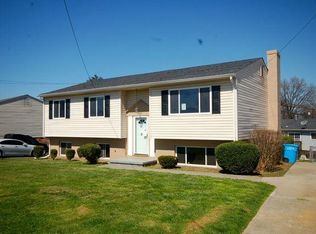 3813 Red Fox Dr NW, Roanoke, VA 24017
