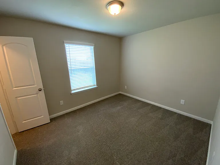 5107 Leaning Tree Dr — Photo 6
