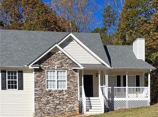 221 Greenway Dr, Dallas, GA 30157