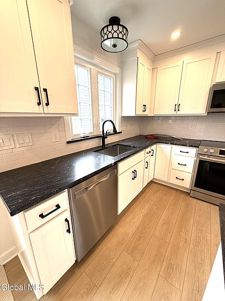 4th image of 18 Prospect Drive