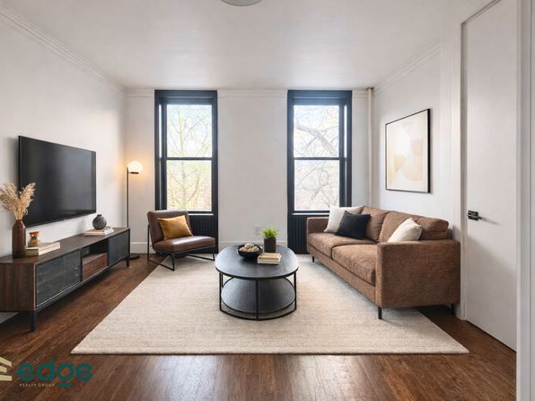 65 3rd Pl APT 4L