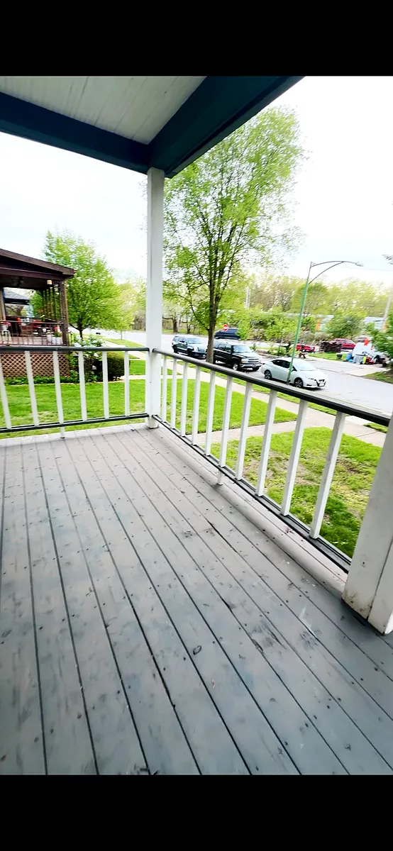 Front Porch - 13331 S Commercial Ave #1