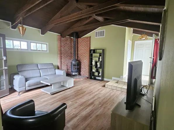 (undisclosed Address), Oakland, CA 94605