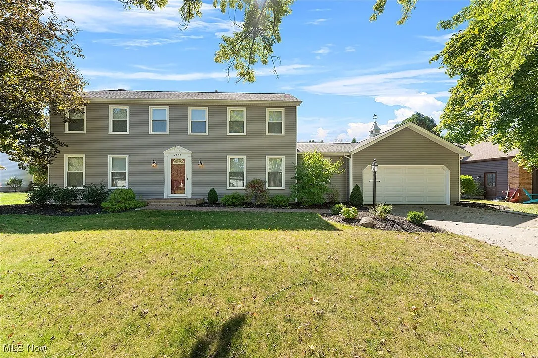 2474 Cardigan Dr photo 1