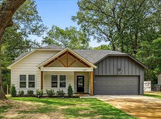 6227 Quince Rd, Memphis, TN 38119