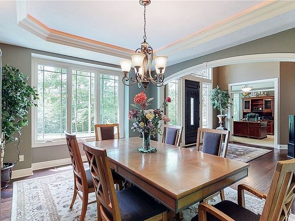 4th image of 7290 Brighton Park Ct