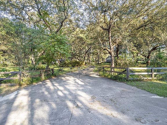 4th image of 13315 NE 47TH AVENUE