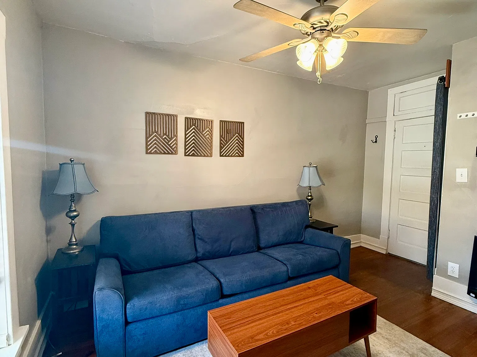 Studio, 500 sqft, $1,325 — Photo 2