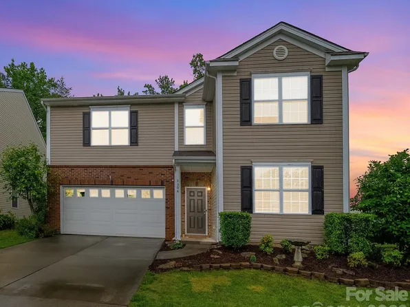 2306 Nettleton Ct, Matthews, NC 28105