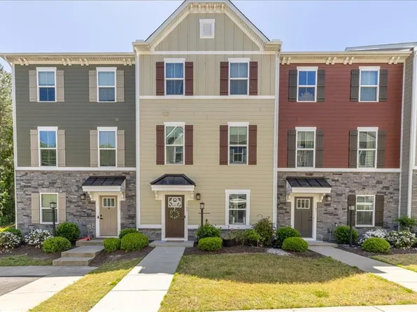 1709 Foremast Loop, Chesapeake, VA 23323